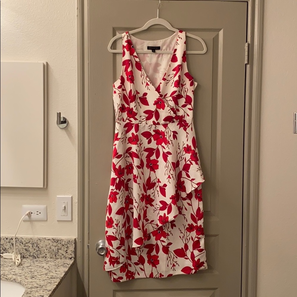 Banana Republic red/white floral midi dress